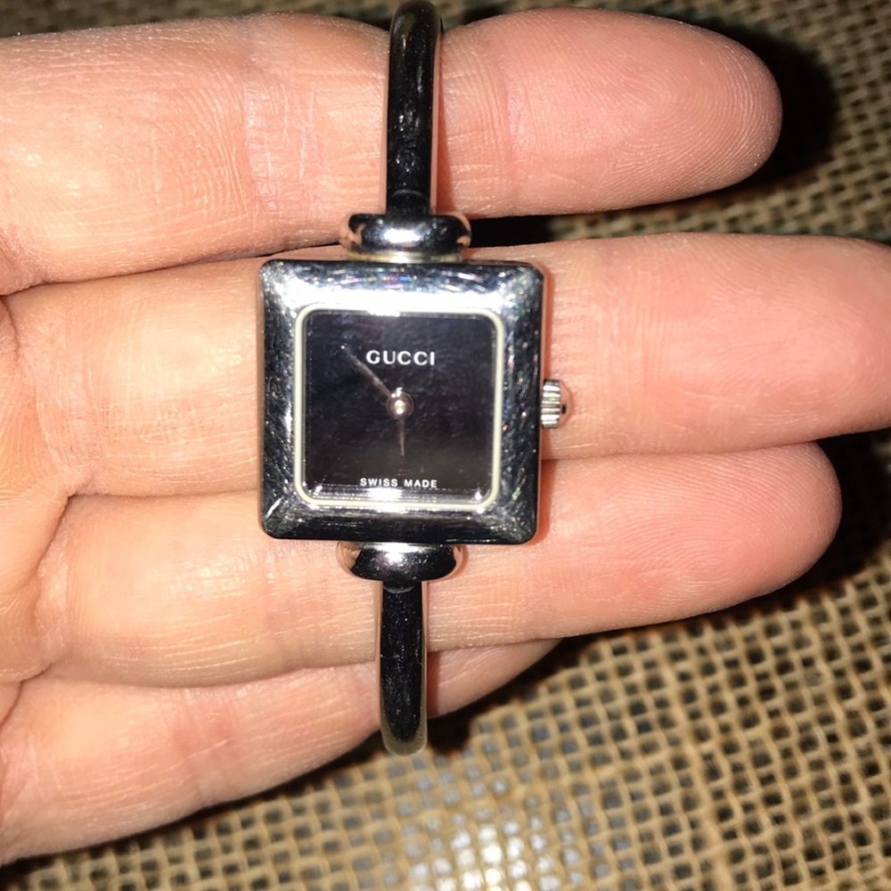 Gucci Watch - Picture 2 of 5